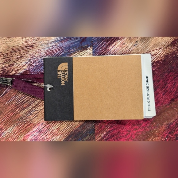 The North Face Girls Ski Jacket - Picture 3 of 5